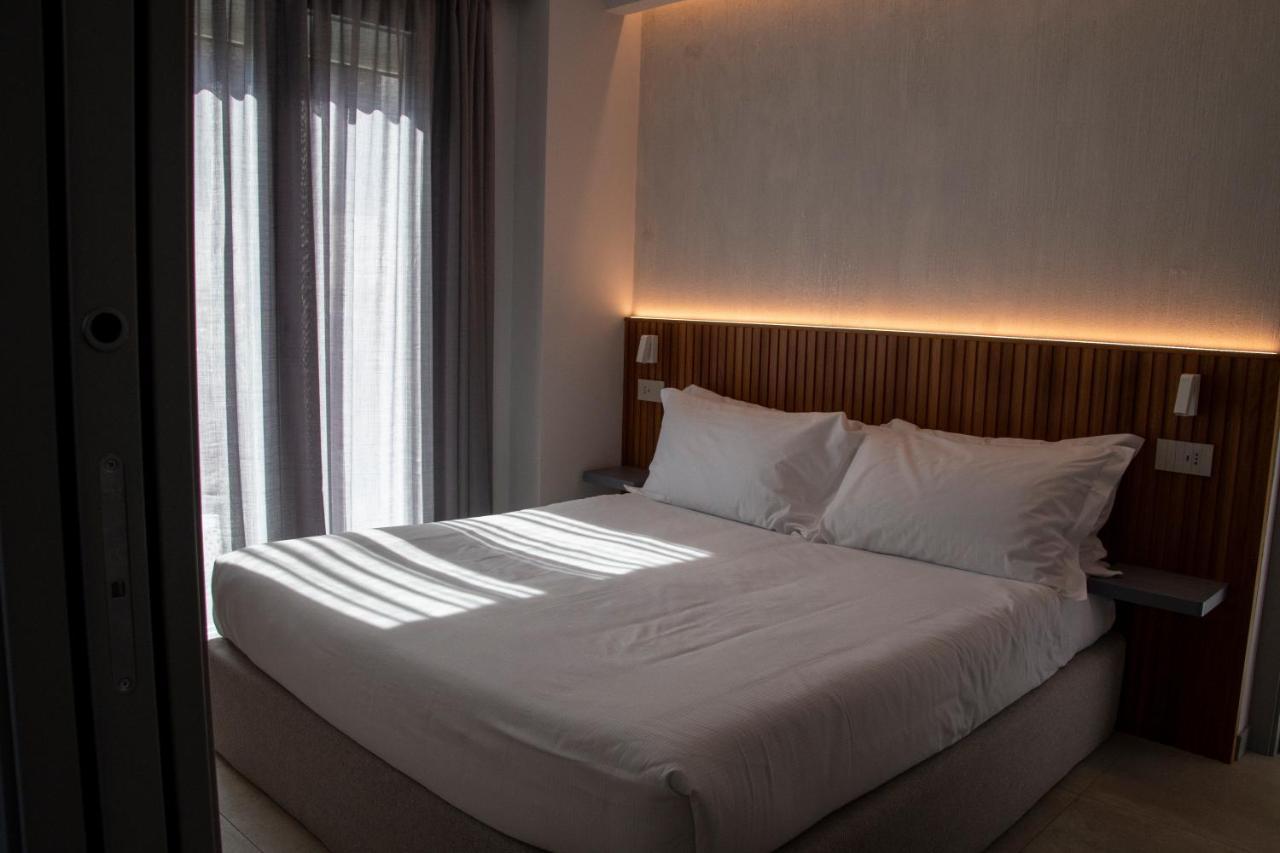 Villa D'Orville Luxury Suites Taormina Exterior photo